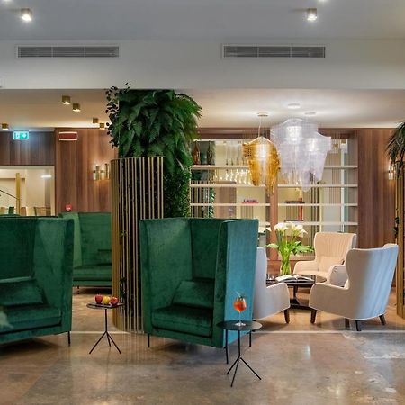Hotel Tocq Milan Exterior photo