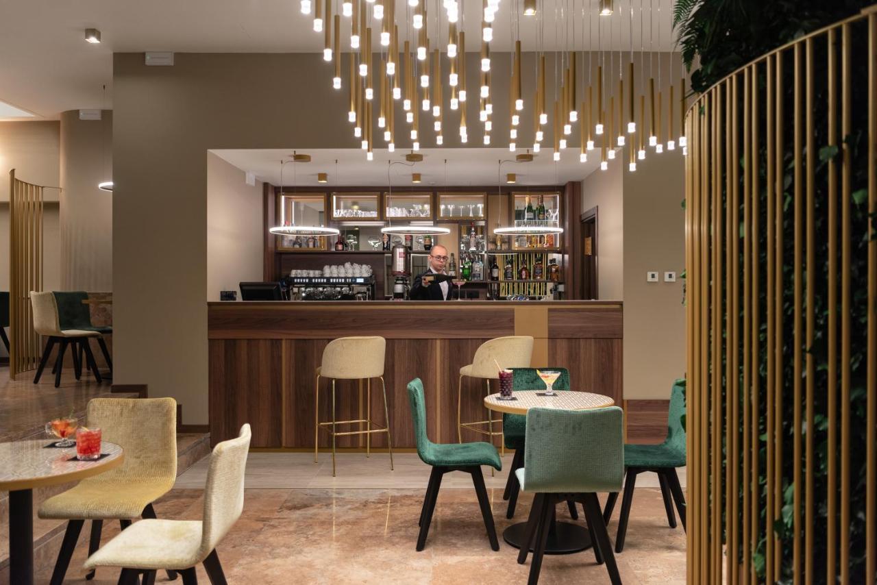 Hotel Tocq Milan Exterior photo