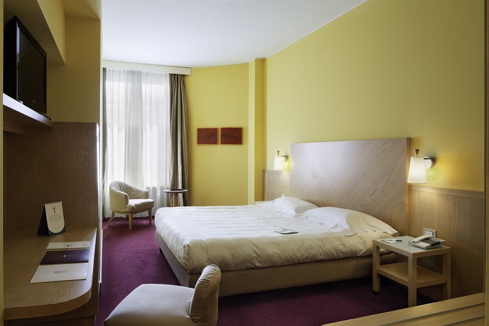 Hotel Tocq Milan Exterior photo